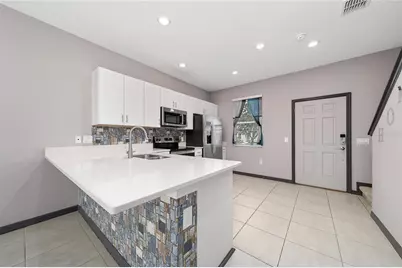 2060 Viewfinder Street, Kissimmee, FL 34758 - Photo 11