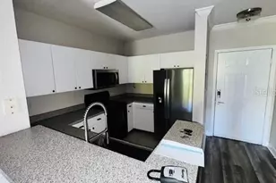 206 E South St, Orlando, FL 32801 - Photo 11