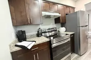 332 Ave D SE, Winter Haven, FL 33880 - Photo 3