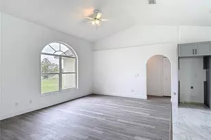 5233 Lake Lizzie Dr, Saint Cloud, FL 34771 - Photo 3