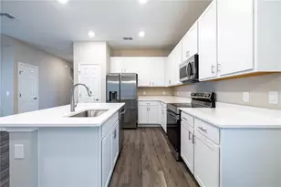 551 Windy Willow Wy, Saint Cloud, FL 34771 - Photo 9
