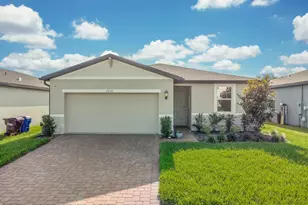 2950 Sunstar Dr, Saint Cloud, FL 34772 - Photo 3