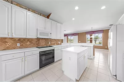 1620 Marina Lake Dr, Kissimmee, FL 34744 - Photo 21