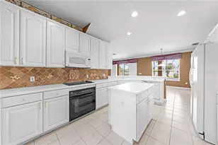 1620 Marina Lake Dr, Kissimmee, FL 34744 - Photo 21
