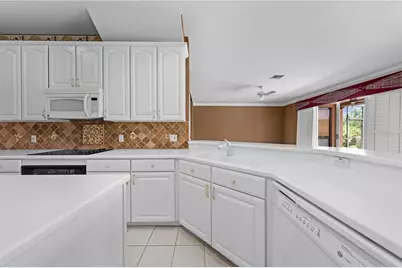 1620 Marina Lake Dr, Kissimmee, FL 34744 - Photo 23