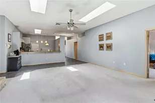 636 Adriane Park Cir, Kissimmee, FL 34744 - Photo 17