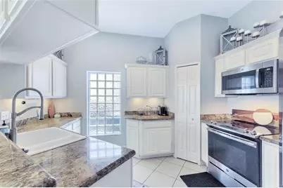 7204 Bay Club Way, Orlando, FL 32835 - Photo 7