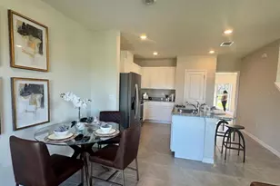 416 Preston Cv Dr, Saint Cloud, FL 34771 - Photo 3