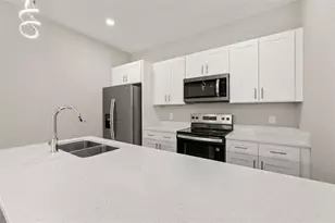 804-806 Colville Dr, Kissimmee, FL 34759 - Photo 9
