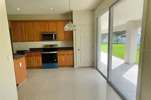2370 Hinsdale Dr, Kissimmee, FL 34741 - Photo 9