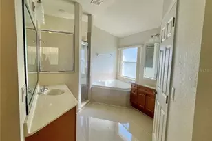 2370 Hinsdale Dr, Kissimmee, FL 34741 - Photo 17