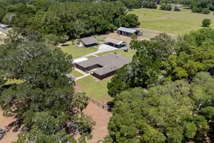 830 NW 111 Ln, Oxford, FL 34484 - Photo 11