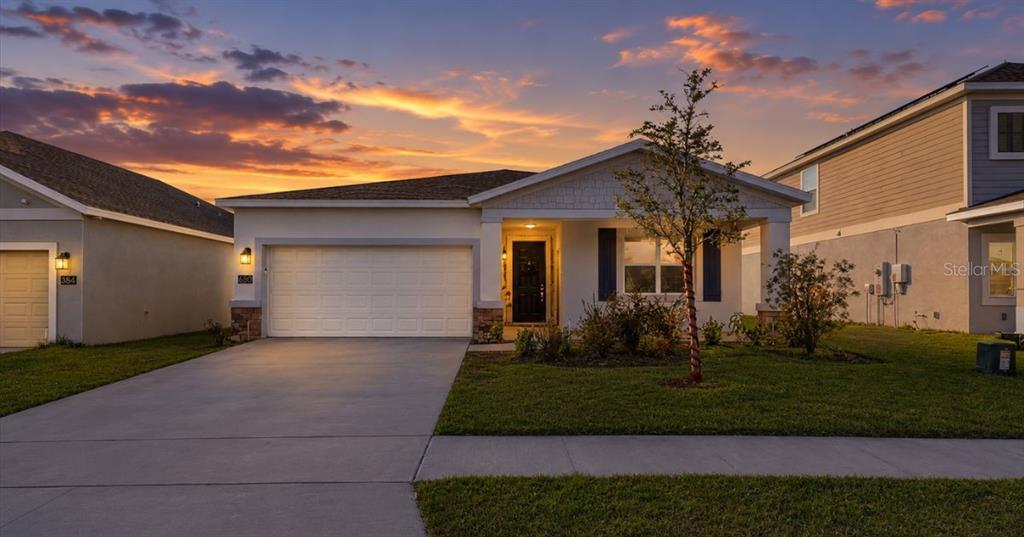 680 Grove St - 680 Grove St, Winter Haven, FL 33881 Luxury Property | Jose Angel Pina