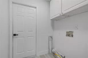 2437 Hybrid Dr, Kissimmee, FL 34758 - Photo 15