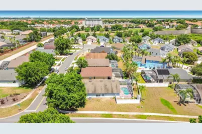 7949 Golden Pond Cir, Kissimmee, FL 34747 - Photo 51