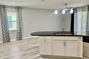 3215 Stratton Cir, Kissimmee, FL 34744 - Photo 9