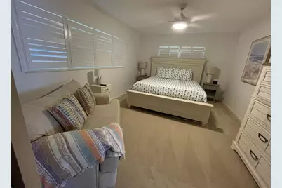 6015 Carlton Avenue, Sarasota, FL 34231 - Photo 5