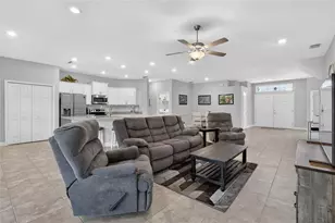 319 Travelers Creek Dr, Auburndale, FL 33823 - Photo 13