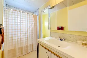 4676 66th Ln N, Saint Petersburg, FL 33709 - Photo 19