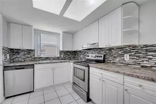 9942 Turf Way, Orlando, FL 32837 - Photo 15