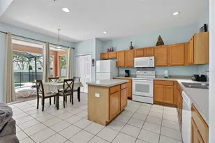 928 Solana Cir, Davenport, FL 33897 - Photo 11