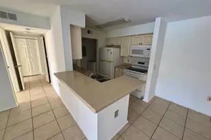 1222 Bermuda Lakes Ln, Kissimmee, FL 34741 - Photo 3