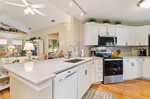 315 Ridge View Dr, Davenport, FL 33837 - Photo 11