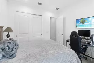 13205 Bromborough Dr, Orlando, FL 32832 - Photo 21