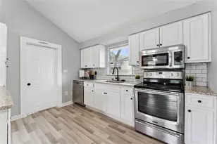 417 W 6th St, Sanford, FL 32771 - Photo 13