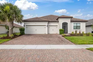 3910 Redfin Pl, Kissimmee, FL 34746 - Photo 7