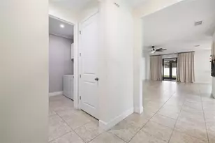 3910 Redfin Pl, Kissimmee, FL 34746 - Photo 11