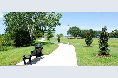 3451 79th Street N, Saint Petersburg, FL 33710 - Photo 21