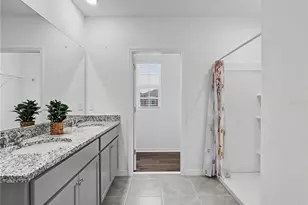 2085 Doe Run Dr, Davenport, FL 33837 - Photo 29