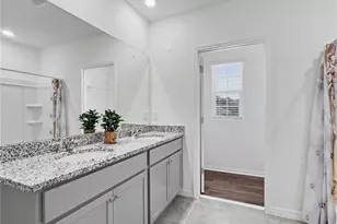 2085 Doe Run Dr, Davenport, FL 33837 - Photo 31