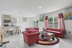 2085 Doe Run Dr, Davenport, FL 33837 - Photo 19