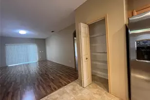 9855 Secret Cove Ln, Orlando, FL 32832 - Photo 7