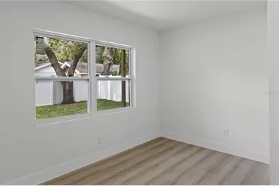 3232 W Oakellar Avenue, Tampa, FL 33611 - Photo 31