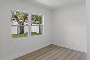 3232 W Oakellar Ave, Tampa, FL 33611 - Photo 31