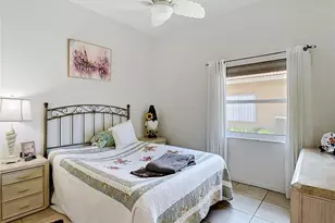 1216 Whitney Dr, Venice, FL 34292 - Photo 43