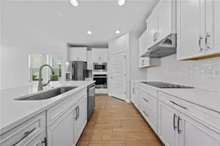 15537 Mango Isle St, Winter Garden, FL 34787 - Photo 7