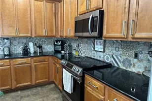 10018 Chorlton Cir, Orlando, FL 32832 - Photo 3