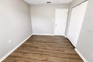 6149 Waterman Ln, Lakeland, FL 33812 - Photo 9
