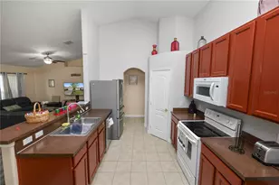 548 Old Bridge Cir, Davenport, FL 33897 - Photo 23