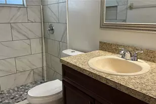 5015 Laguna Bay Cir, Kissimmee, FL 34746 - Photo 15