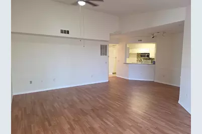 5566 Metrowest Boulevard #306, Orlando, FL 32811 - Photo 3