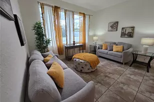 930 Oxford Dr, Davenport, FL 33897 - Photo 21