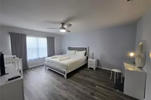 930 Oxford Dr, Davenport, FL 33897 - Photo 23