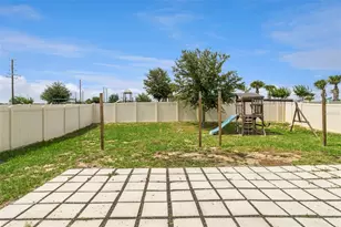310 Citrus Pointe Dr, Davenport, FL 33837 - Photo 3