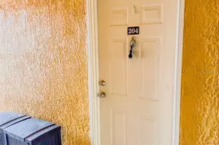8818 Villa View Cir, Orlando, FL 32821 - Photo 3