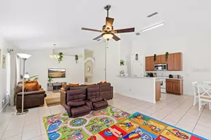 620 Old Bridge Cir, Davenport, FL 33897 - Photo 15